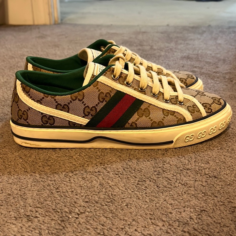 Gucci sneakers